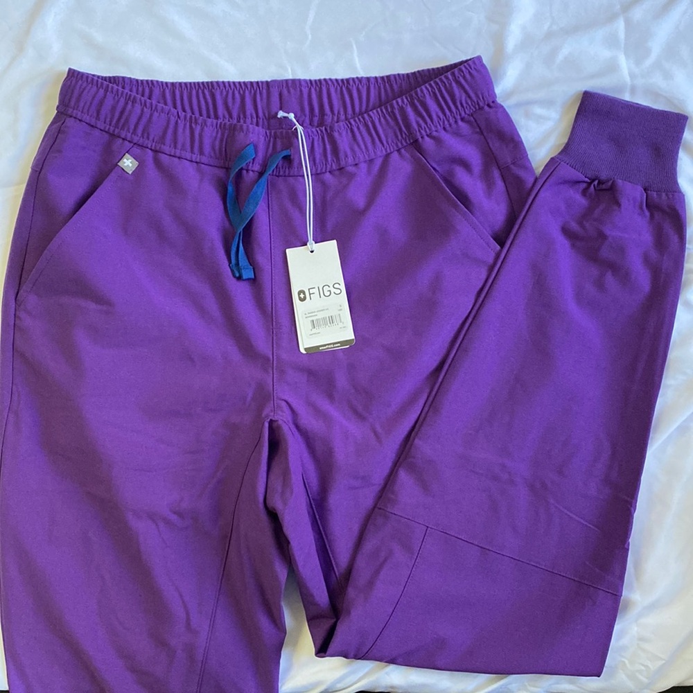 FIGS Tansen Joggers